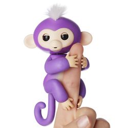 Интерактивная ручная обезьянка Fingerlings Monkey Mia Миа 3704A