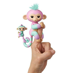 Интерактивная обезьянка с малышом Fingerlings Baby Monkey Pink