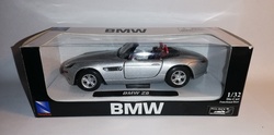 Машинка металлическая NewRay BMW Z8 1:32  51823S