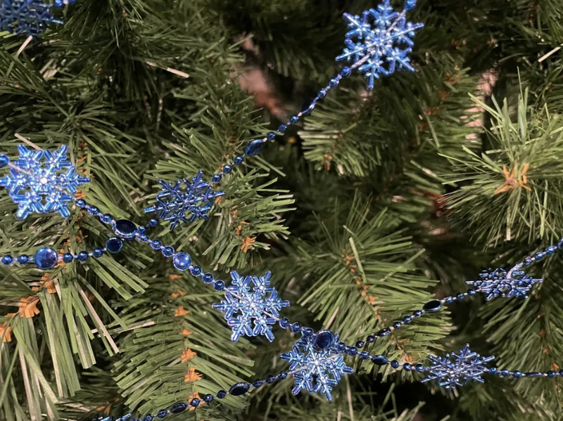 Новогоднее украшение на елку бусы снежинка 2,5 м Н61420 синий